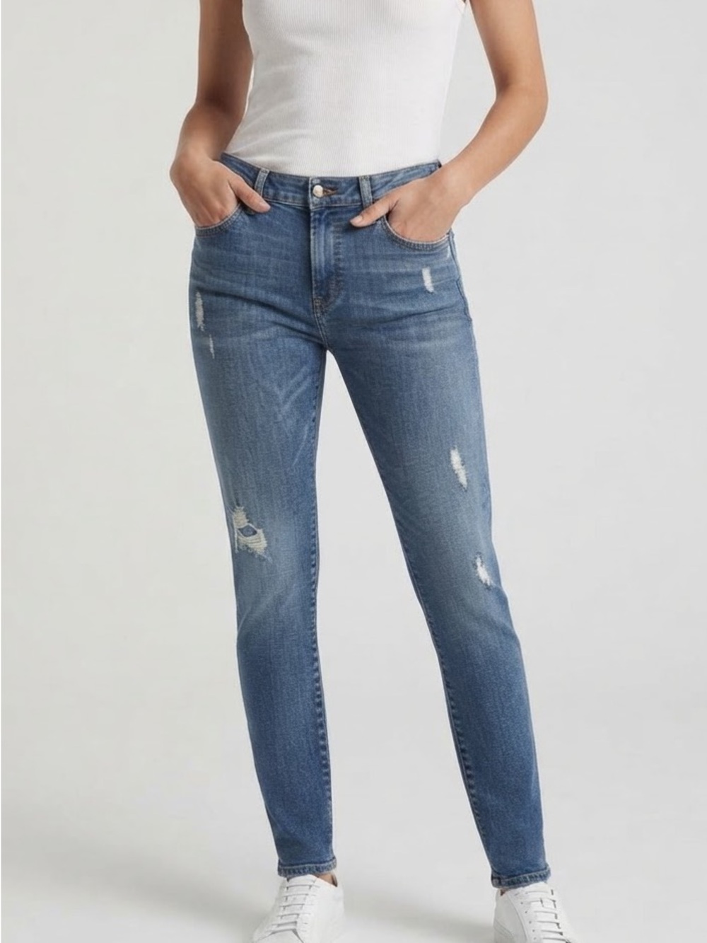 LondonJean Distressed Straight-Leg Blue Size 10
